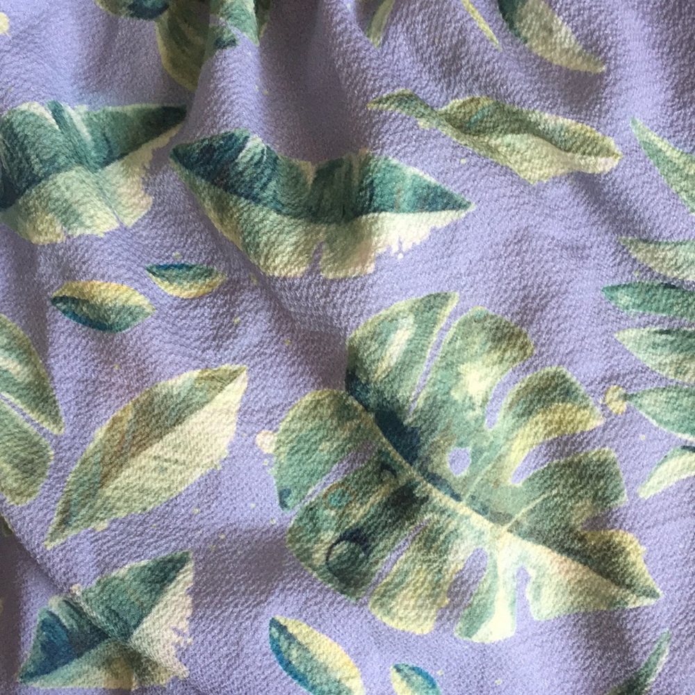 NWT Off Shoulder Tropical Palm Leaf Top - Picture 3 of 3